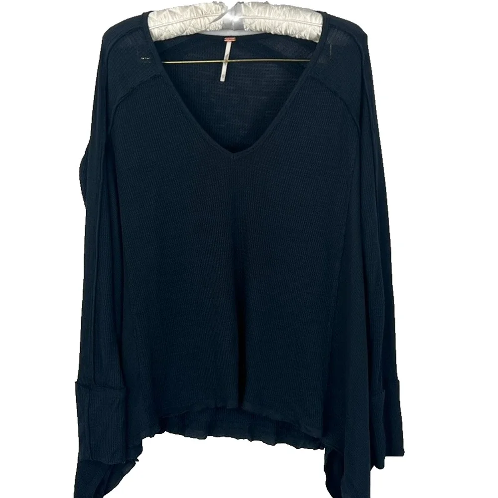 Free People Tunic Top Shirt Womens Size XS V-Neck Loose Fit Black